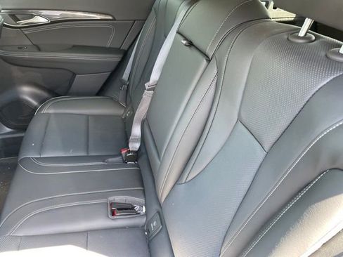 Used 2023 Buick Envision Essence FWD image 10