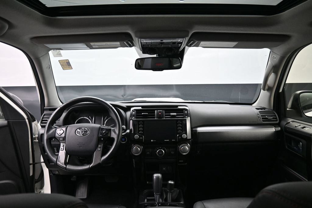 Used 2021 Toyota 4Runner Venture w/ Moonroof Package AWD/4WD image 29