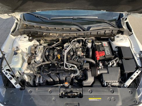 Used 2024 Nissan Altima 2.5 SR image 32