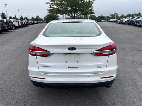Used 2019 Ford Fusion SE FWD image 5