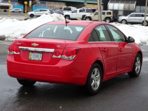 Used 2014 Chevrolet Cruze LT image 7