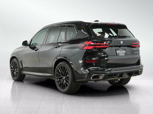Used 2024 BMW X5 xDrive40i AWD/4WD image 3