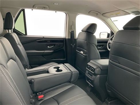 New 2025 Honda Pilot EX-L image 25