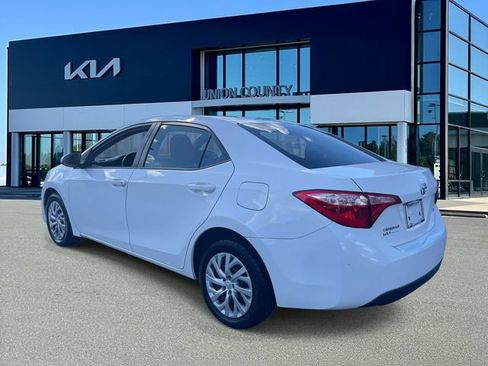 Used 2019 Toyota Corolla LE FWD image 4