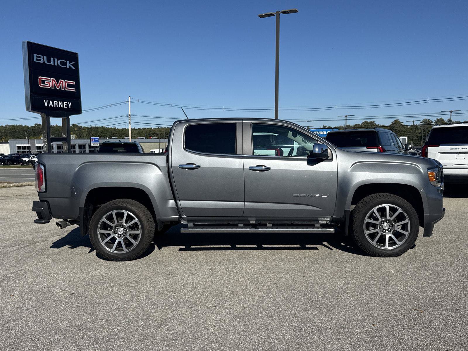 Used 2022 GMC Canyon Denali AWD/4WD image 7