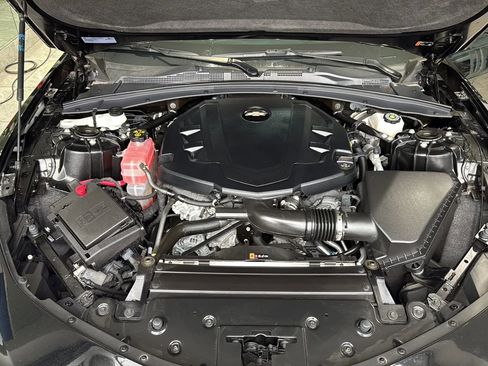 Used 2024 Chevrolet Camaro LT w/ RS Package image 18