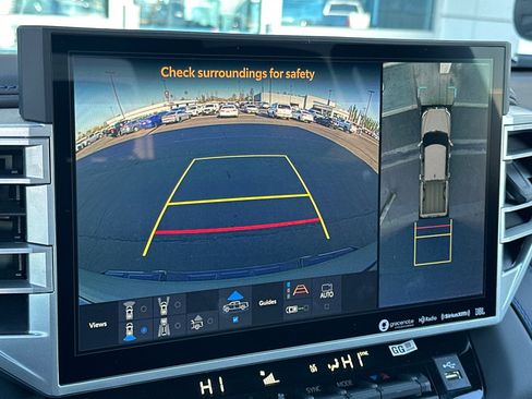 Used 2024 Toyota Tundra Platinum image 18