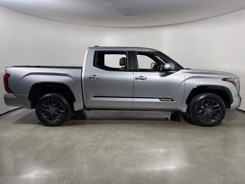 Used 2023 Toyota Tundra Platinum AWD/4WD image 2