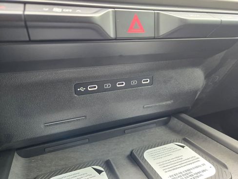 New 2027 Kia Telluride S image 33