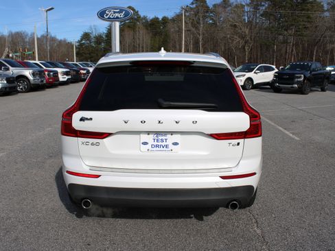 Used 2018 Volvo XC60 T6 Momentum w/ Protection Package Premier image 7