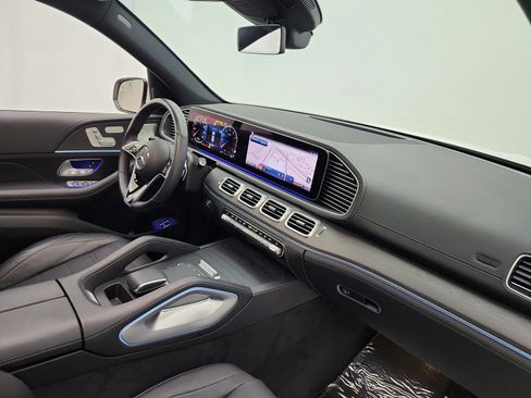 Used 2024 Mercedes-Benz GLE 450 4MATIC image 19