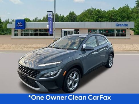 Certified 2022 Hyundai Kona SEL w/ Convenience Package image 2