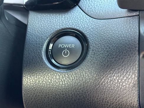 Certified 2025 Toyota Camry SE w/ Convenience Package image 31