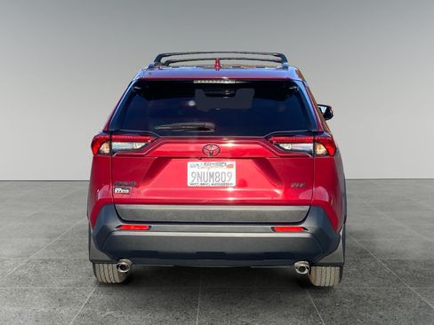 Used 2024 Toyota RAV4 XLE FWD image 4
