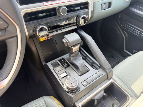 New 2026 Toyota Tacoma 4x4 Double Cab Hybrid image 30