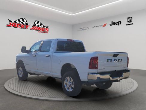 Used 2025 RAM 2500 Lone Star AWD/4WD image 4