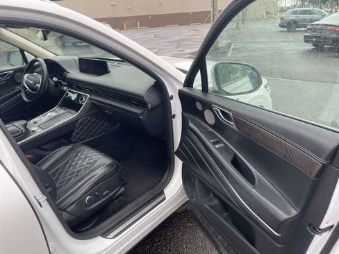 Used 2021 Genesis GV80 3.5T w/ Prestige Package 07 image 32