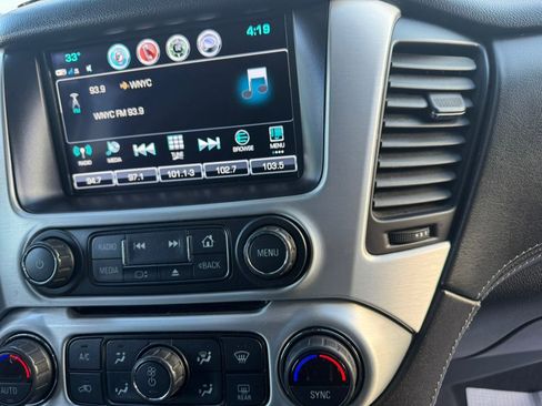 Used 2019 GMC Yukon XL SLT AWD/4WD image 26