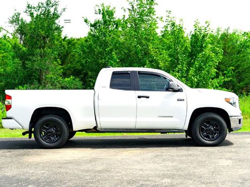Used 2021 Toyota Tundra SR5 RWD image 6