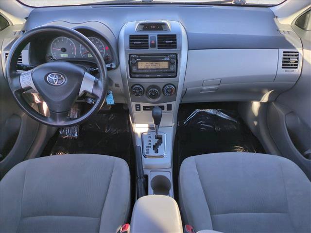 Used 2012 Toyota Corolla LE FWD image 16