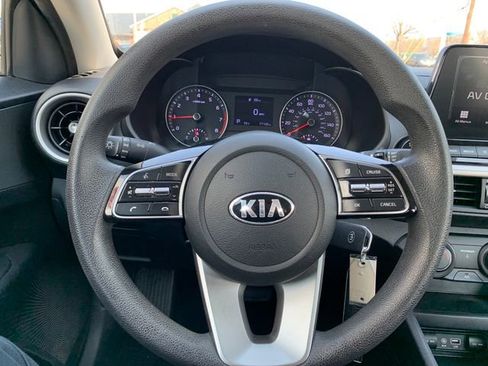 Used 2020 Kia Forte LXS image 16