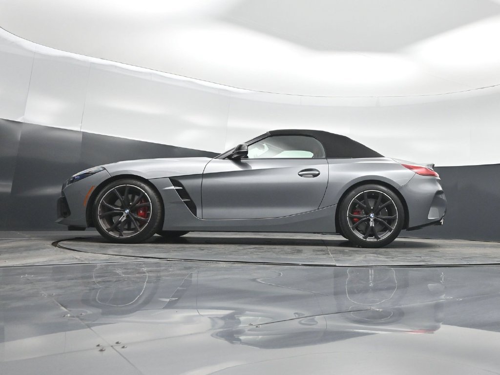 Used 2025 BMW Z4 M40i w/ Edition RWD image 48