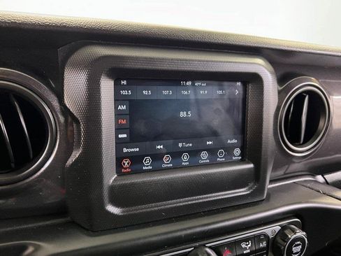 Used 2021 Jeep Wrangler Unlimited Sport image 42