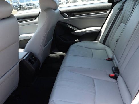 Used 2019 Honda Accord EX-L image 17