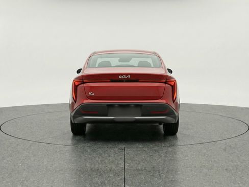 Used 2025 Kia K4 LXS image 7