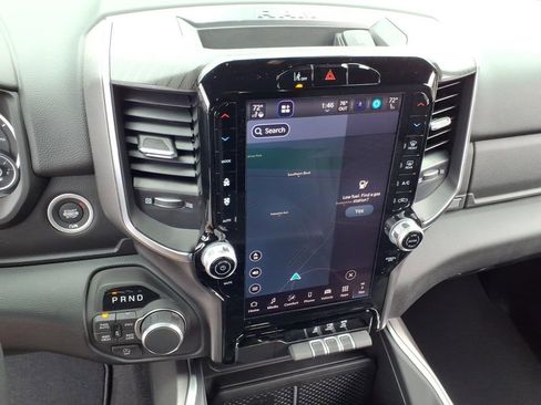 New 2026 RAM 1500 Big Horn AWD/4WD image 13