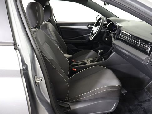 Used 2025 Volkswagen Jetta Sport image 30