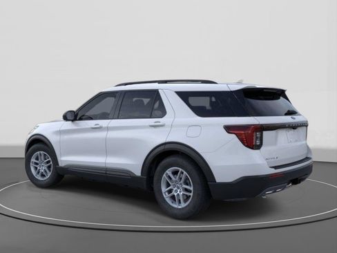 New 2026 Ford Explorer Active w/ Active Comfort Package RWD image 4