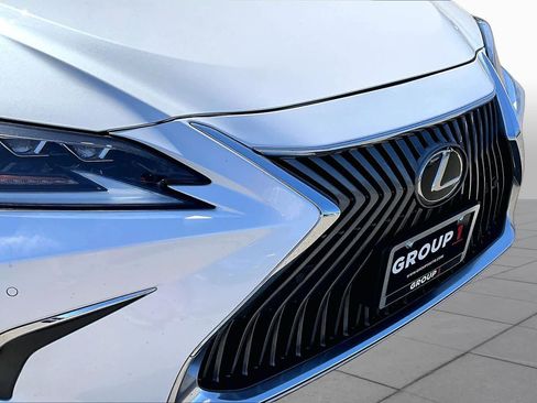 Used 2019 Lexus ES 350 w/ Accessory Package 2 FWD image 29