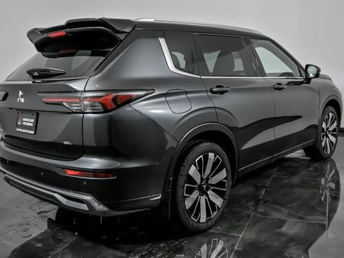 New 2026 Mitsubishi Outlander SEL FWD image 8