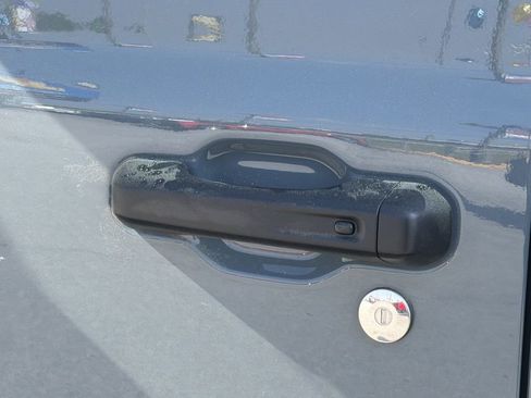 Used 2025 Jeep Wrangler Sahara w/ Safety Group image 31