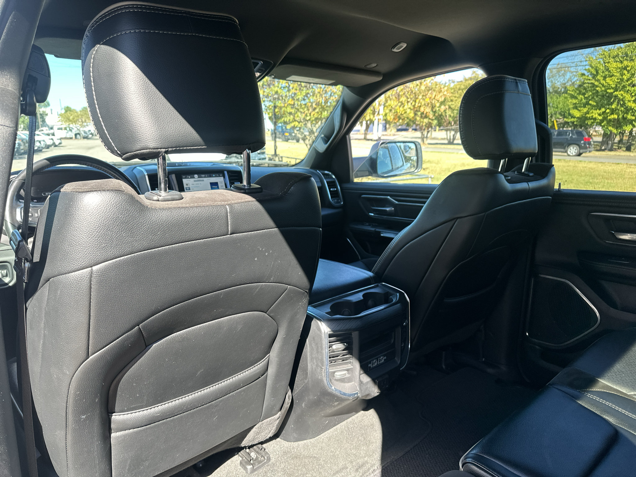 Used 2024 RAM 1500 Laramie RWD image 18