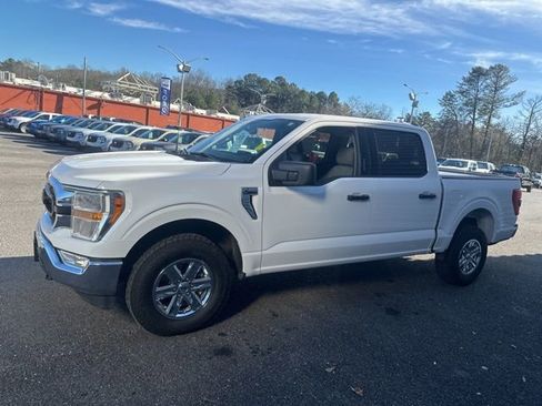 Certified 2022 Ford F150 XLT w/ Equipment Group 301A Mid AWD/4WD image 6