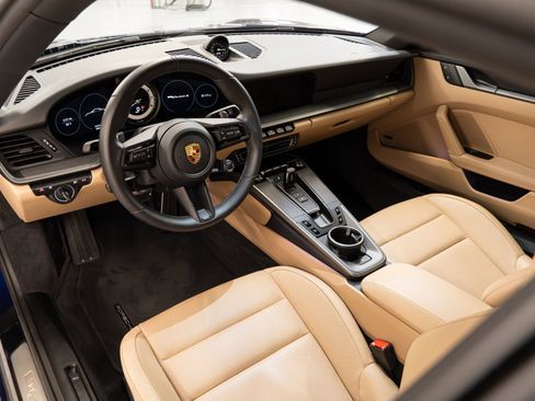 Used 2024 Porsche 911 Carrera S image 15