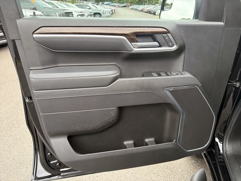 Used 2025 GMC Sierra 1500 Elevation AWD/4WD image 10