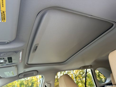 Certified 2025 Toyota RAV4 XLE image 28