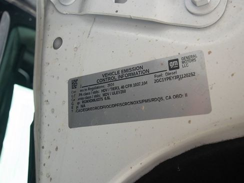 Used 2024 Chevrolet Silverado 2500 LTZ image 43