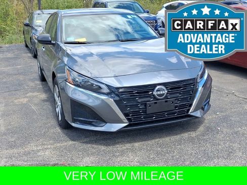 Certified 2025 Nissan Altima 2.5 S FWD image 3