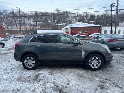 Used 2013 Cadillac SRX Luxury image 7