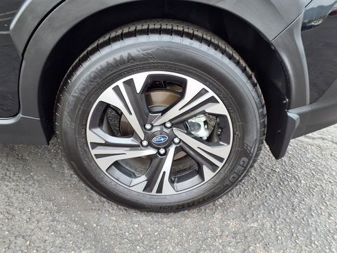 Certified 2025 Subaru Crosstrek 2.0i Premium image 15