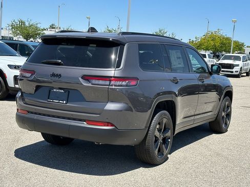 New 2026 Jeep Grand Cherokee L Limited w/ Limited Altitude Package RWD image 8