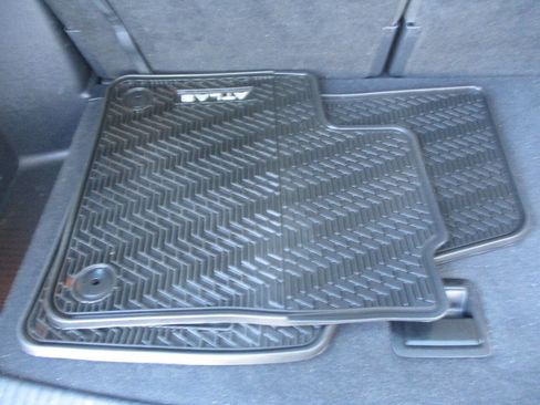 Used 2019 Volkswagen Atlas SE image 23