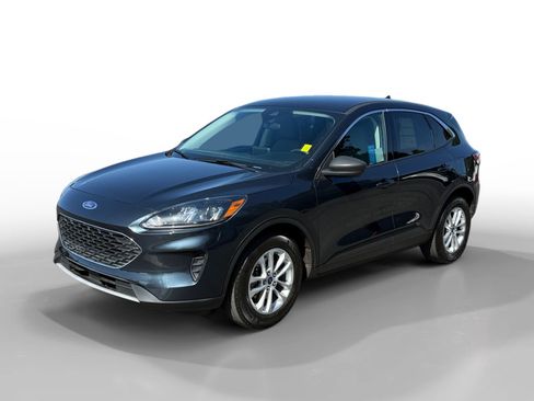 Certified 2022 Ford Escape SE FWD image 1