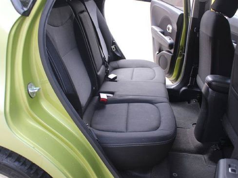 Used 2017 Kia Soul + FWD image 8