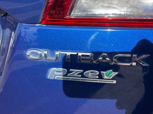 Used 2016 Subaru Outback 2.5i Limited image 28