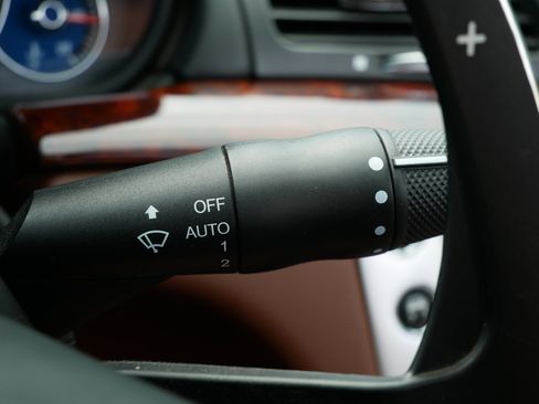 Used 2011 Maserati GranTurismo Convertible image 24